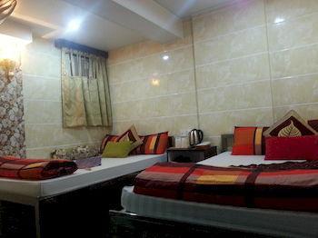 Ranjeet Guest House 홍콩 외부 사진